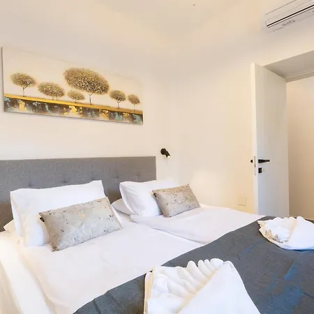 Deluxe Nila Apartment Split Exterior photo